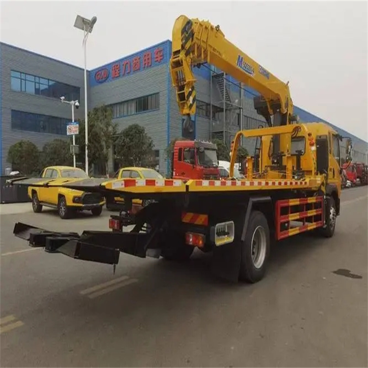 龙游县附近小随车吊出租电话，轻松解决搬运烦恼